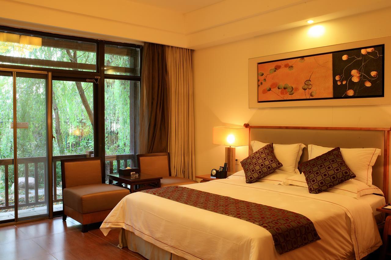 Country Garden Phoenix Hotel Jingmen Екстериор снимка