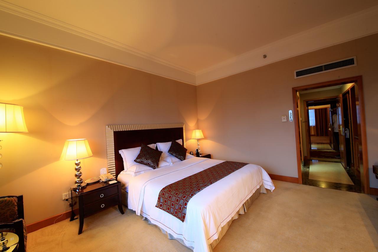 Country Garden Phoenix Hotel Jingmen Екстериор снимка