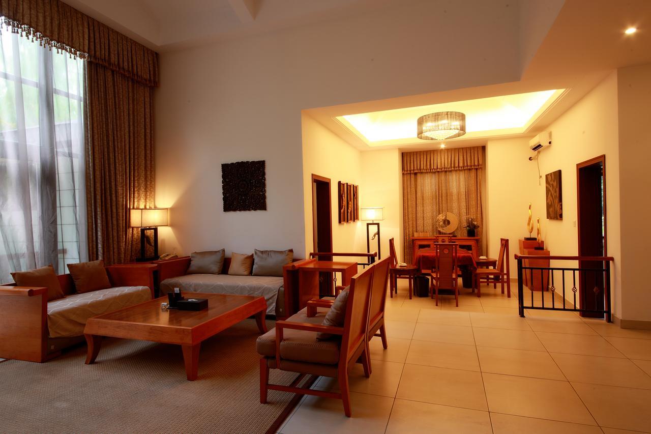 Country Garden Phoenix Hotel Jingmen Екстериор снимка