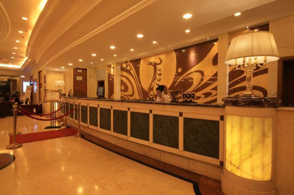 Country Garden Phoenix Hotel Jingmen Екстериор снимка
