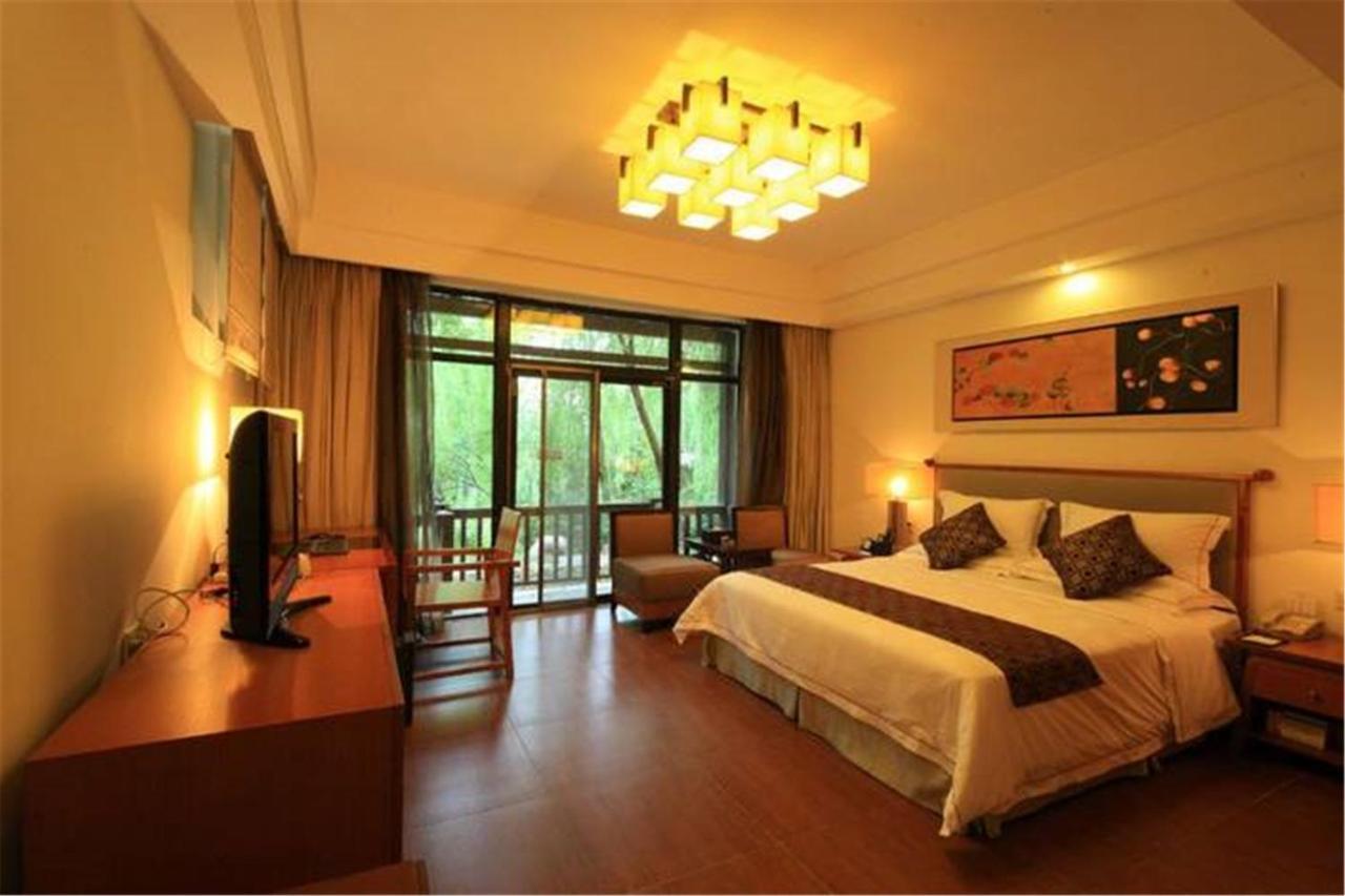 Country Garden Phoenix Hotel Jingmen Екстериор снимка